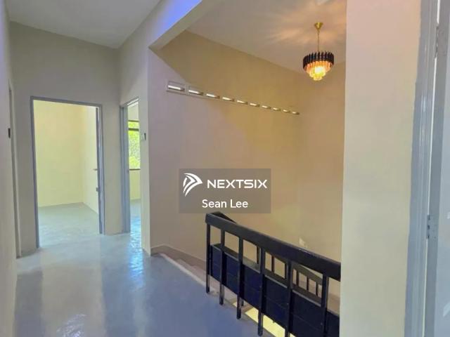Residential House for sale in Petaling, Subang Jaya