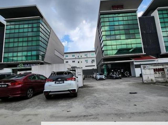Shop for sale in Shah Alam, Petaling