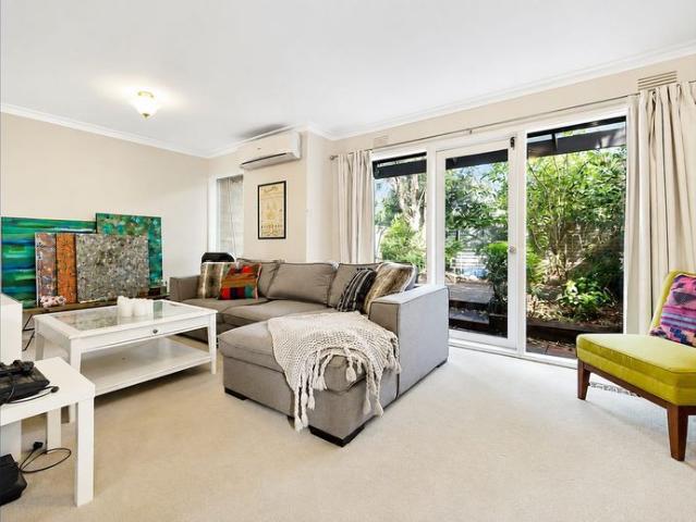 Townhouse for rent in Camerons Creek, Victoria
