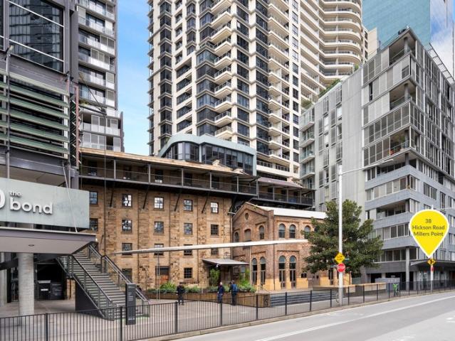 Retail for rent in Sydney, New South Wales