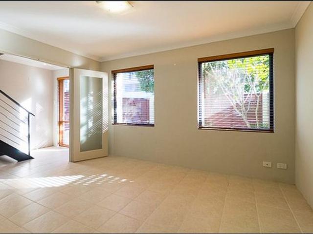 Townhouse for rent in Stirling, Western Australia