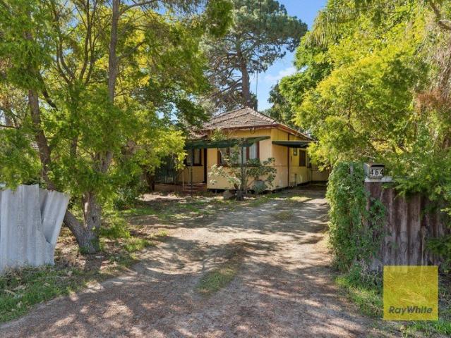 House for sale in High Wycombe, Western Australia