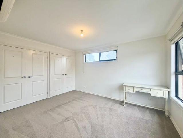 Townhouse for rent in Camerons Creek, Victoria