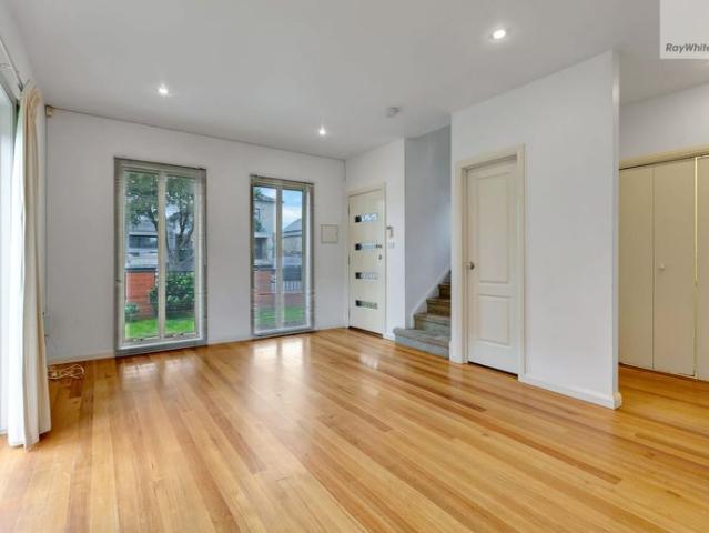 Townhouse for rent in Camerons Creek, Victoria