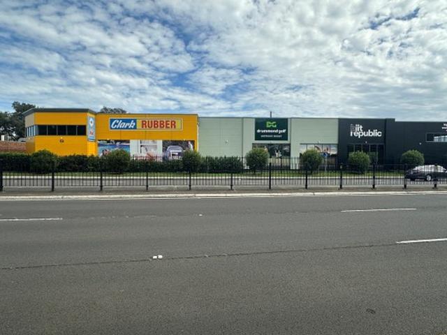 Office for rent in Oak Flats Dc, New South Wales