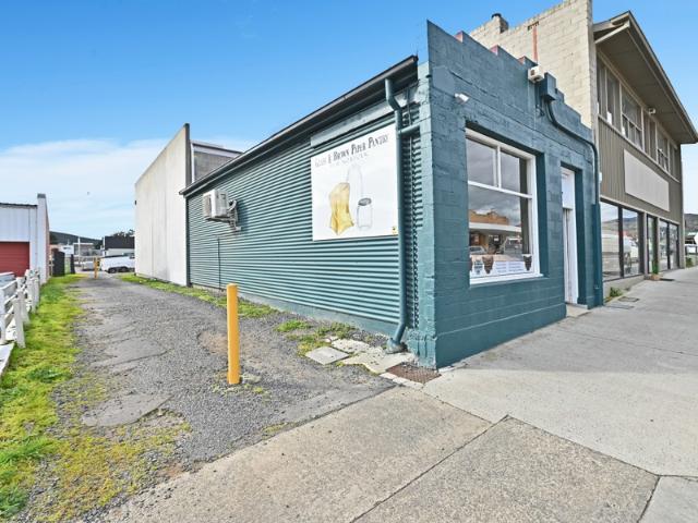 Retail for sale in New Norfolk, Tasmania