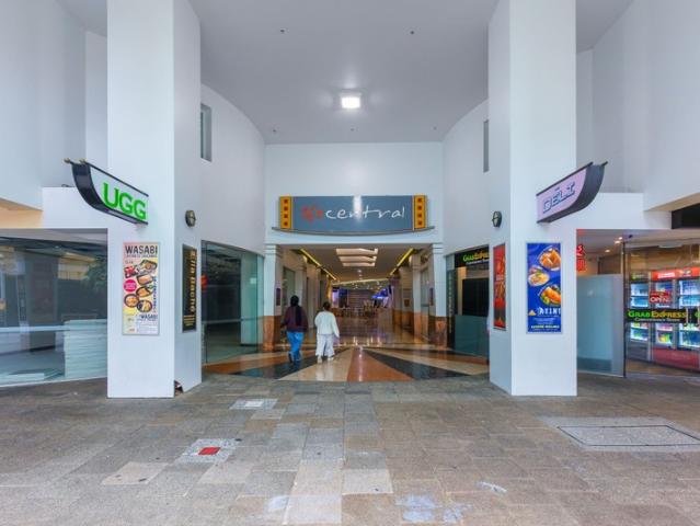 Retail for rent in Cockburn, Western Australia