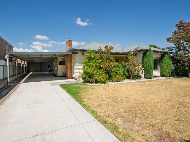House for sale in West Wodonga, Victoria