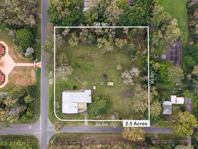 Cottage for sale in Toombul, Queensland