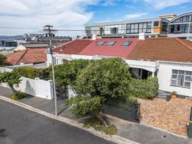 House for sale in Cape Town, Western Cape