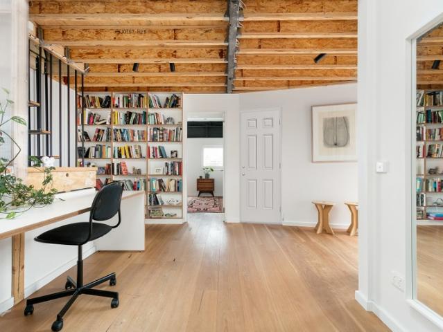 Warehouse for rent in Footscray, Melbourne