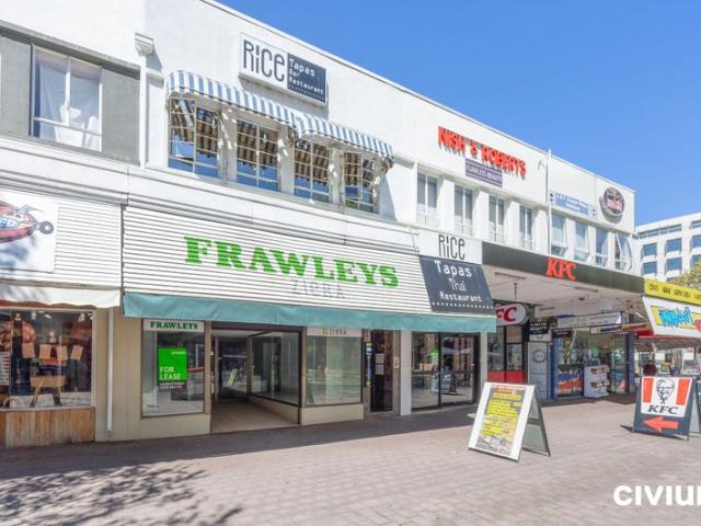 Showroom for rent in Canberra