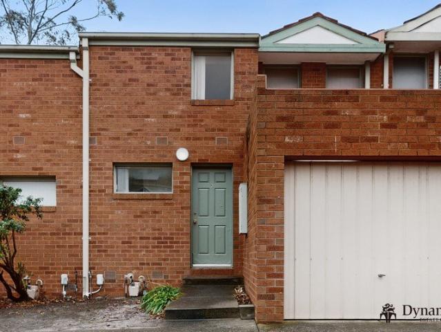 Townhouse for sale in Camerons Creek, Victoria