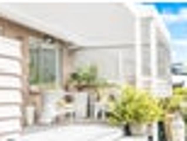 Apartment for sale in Hauraki