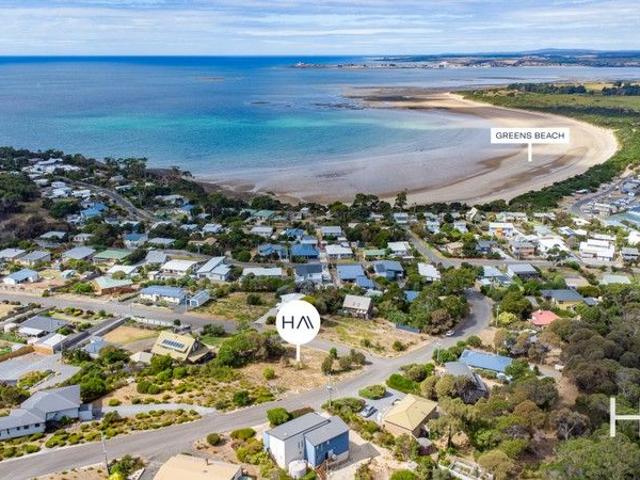 Land for sale in Greens Beach, Tasmania