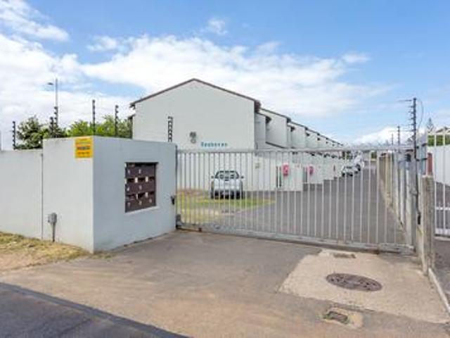 House for sale in Cape Town, Western Cape