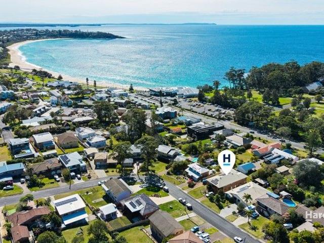 Apartment for sale in Mollymook, New South Wales