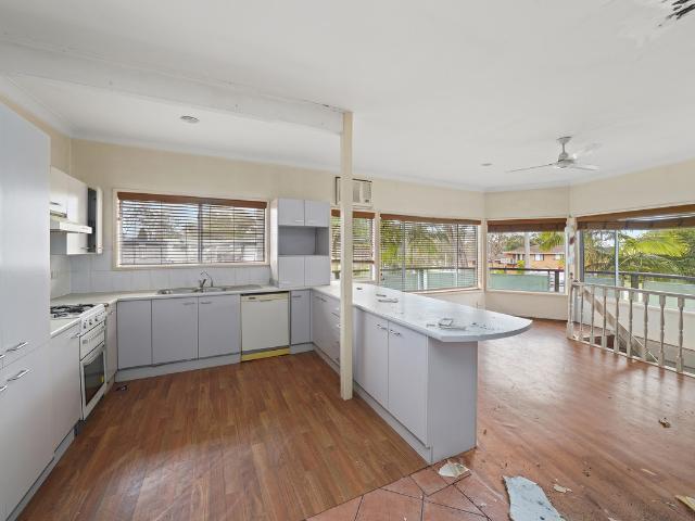 Flat for sale in Lake Cathie, New South Wales