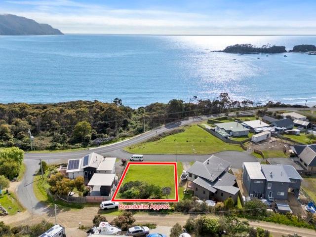 Land for sale in Eaglehawk Neck, Tasmania