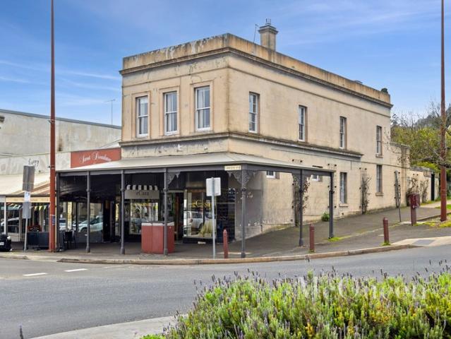 Retail for sale in Daylesford, Victoria
