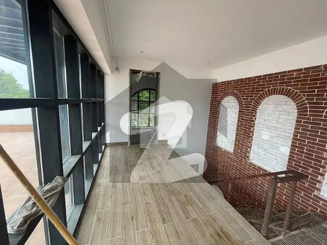 Building for sale in Islamabad