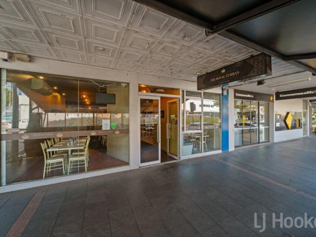 Retail for sale in Queanbeyan, New South Wales