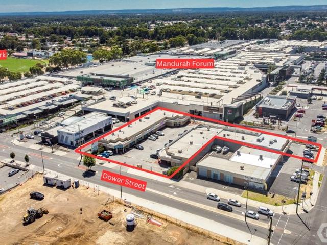 Retail for rent in Parklands, Western Australia