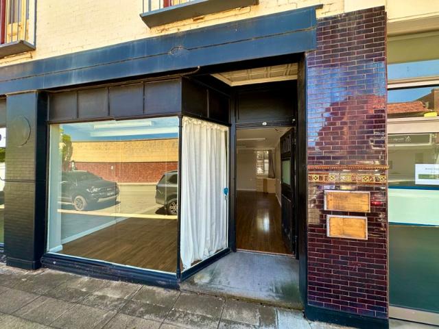 Retail for rent in Parkes, New South Wales