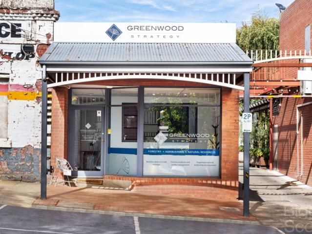 Office for sale in Daylesford, Victoria