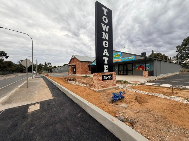 Warehouse for rent in Moppa, South Australia