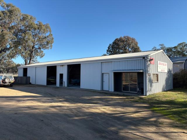 Warehouse for sale in Jindera, New South Wales