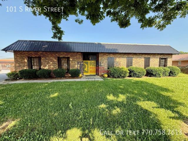 Commercial for rent in Gordon, Georgia