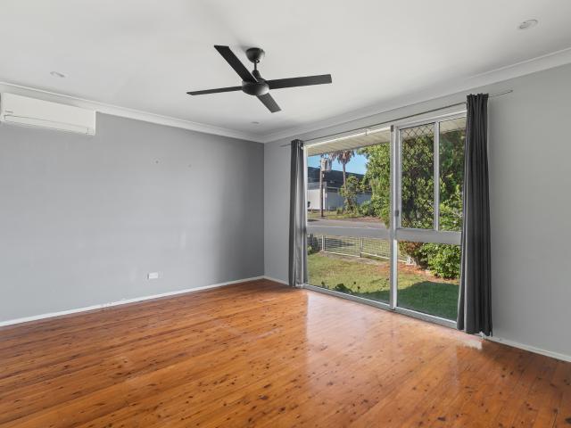 House for sale in Canton Beach, New South Wales
