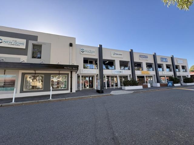 Retail for rent in Duncraig, Western Australia