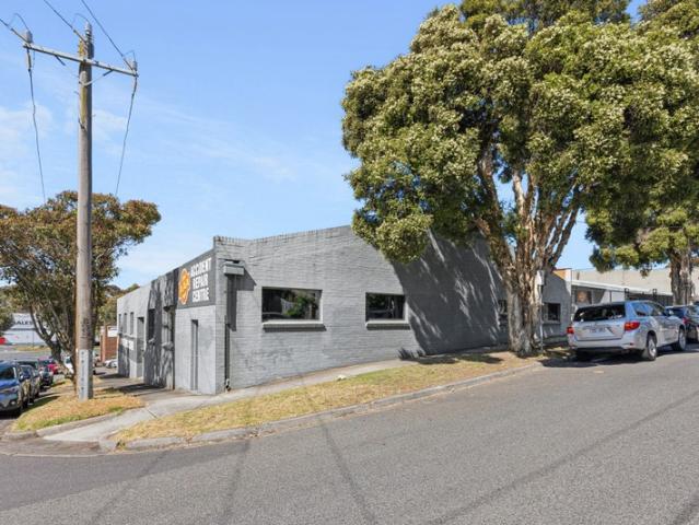 Warehouse for rent in Camerons Creek, Victoria