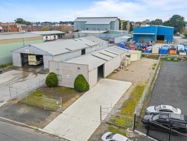 Warehouse for sale in Ballarat, Victoria