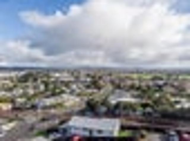 House for sale in Avondale