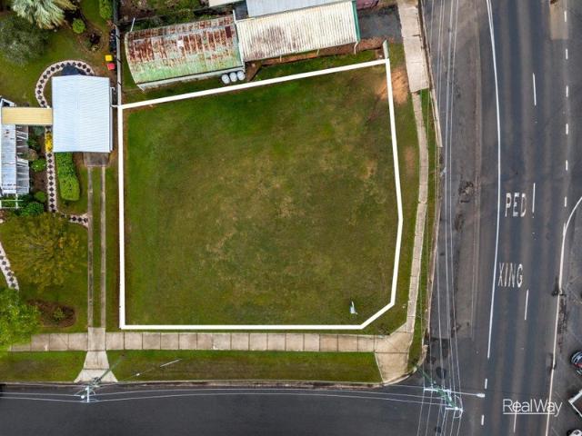 Land for sale in Crows Nest, Queensland
