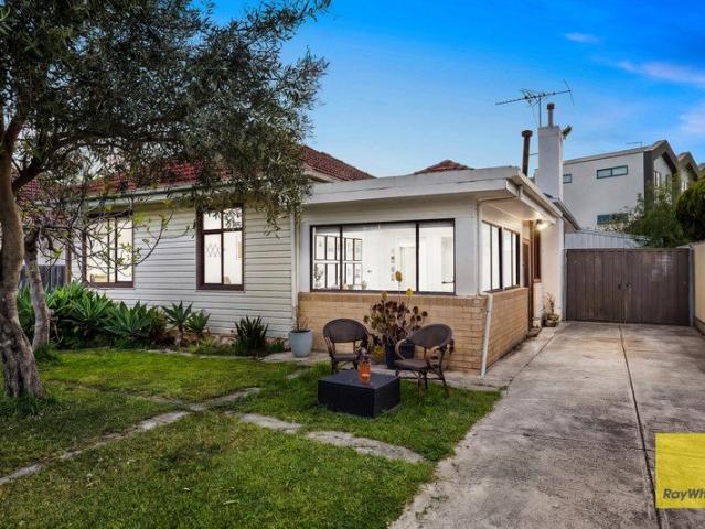 House for sale in Maidstone, Melbourne