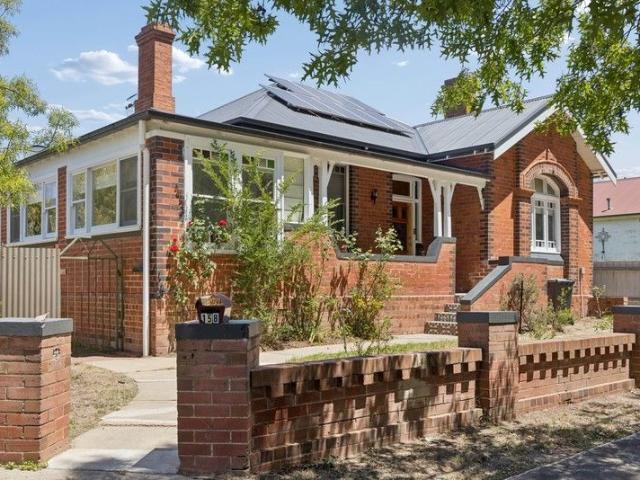 House for sale in Brisbane Grove, New South Wales