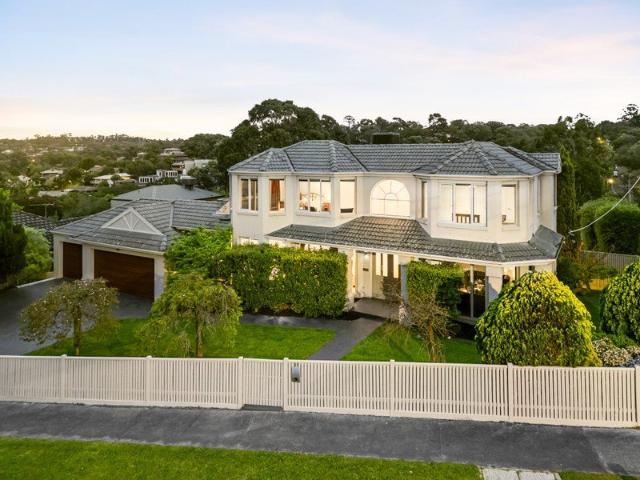 House for sale in Diamond Creek, Melbourne
