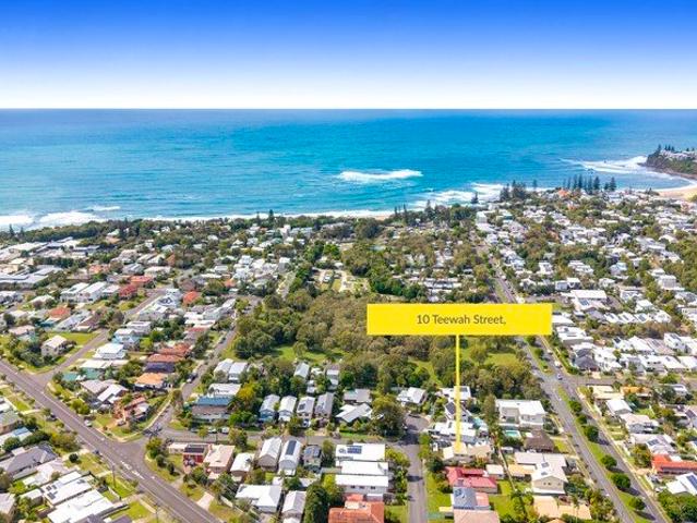House for sale in Dicky Beach, Sunshine Coast Regional