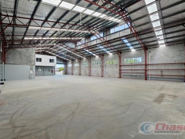 Warehouse for rent in Toombul, Queensland