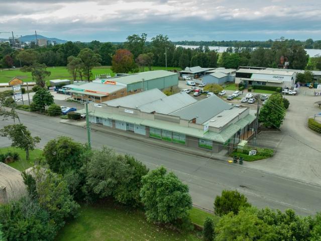 Office for sale in Bomaderry, New South Wales