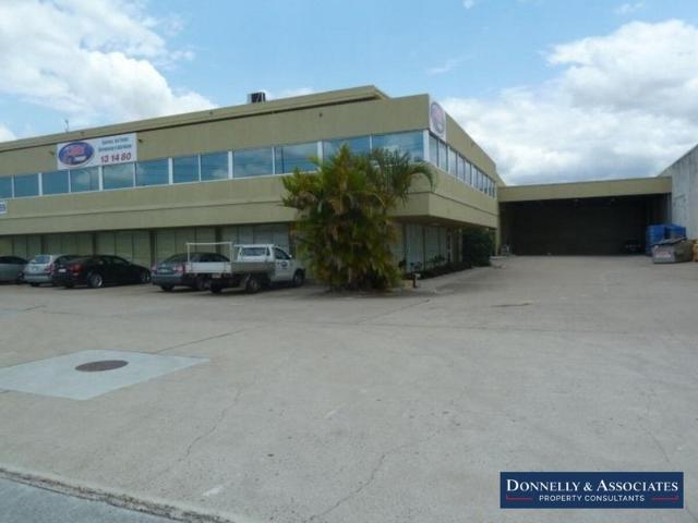 Warehouse for rent in Toombul, Queensland