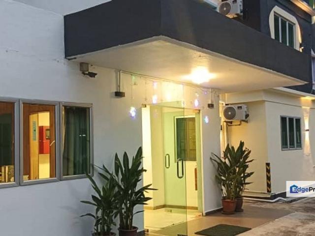 Shop for sale in Malaka