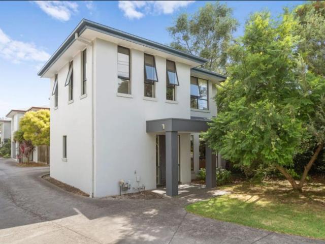 Townhouse for rent in Camerons Creek, Victoria
