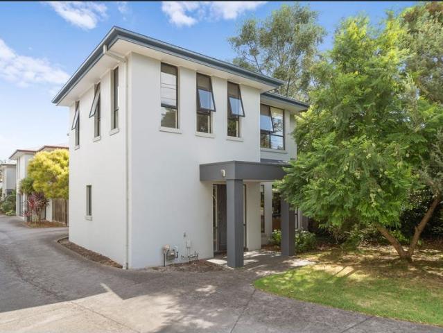 Townhouse for rent in Camerons Creek, Victoria