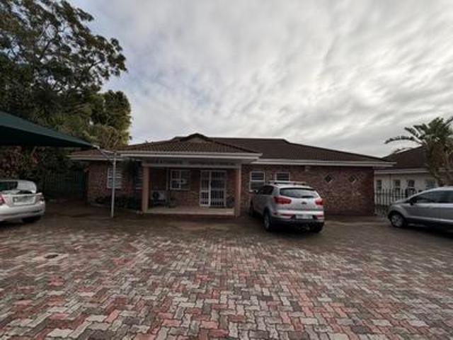Commercial for rent in Port Elizabeth, Eastern Cape