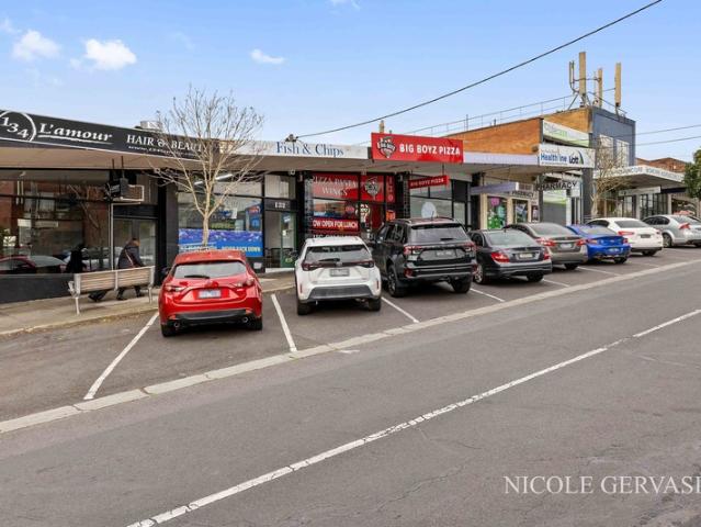 Retail for rent in Oak Park, Melbourne